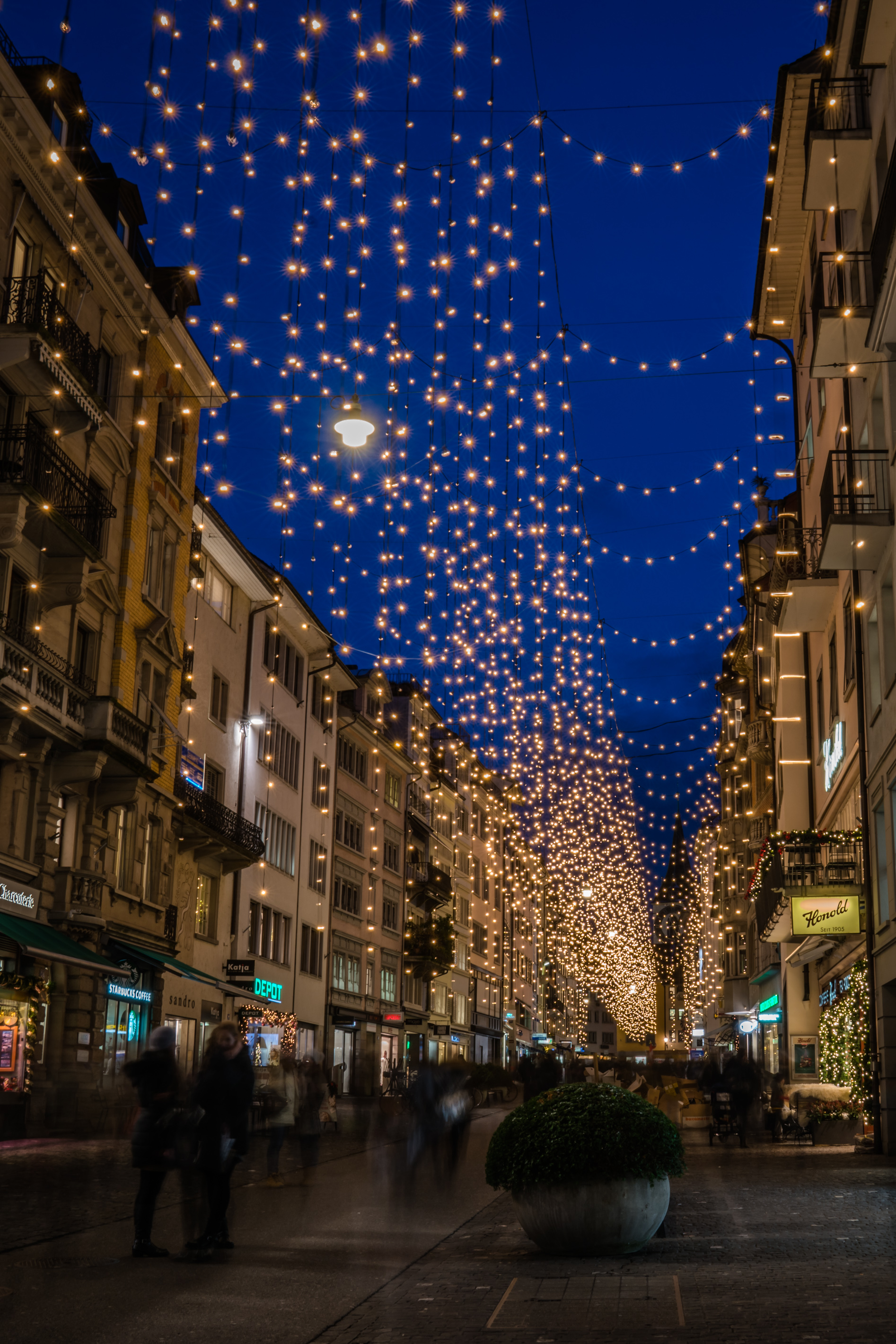 christmaslightscityscapezurich Zigzagging with Bill and Paige